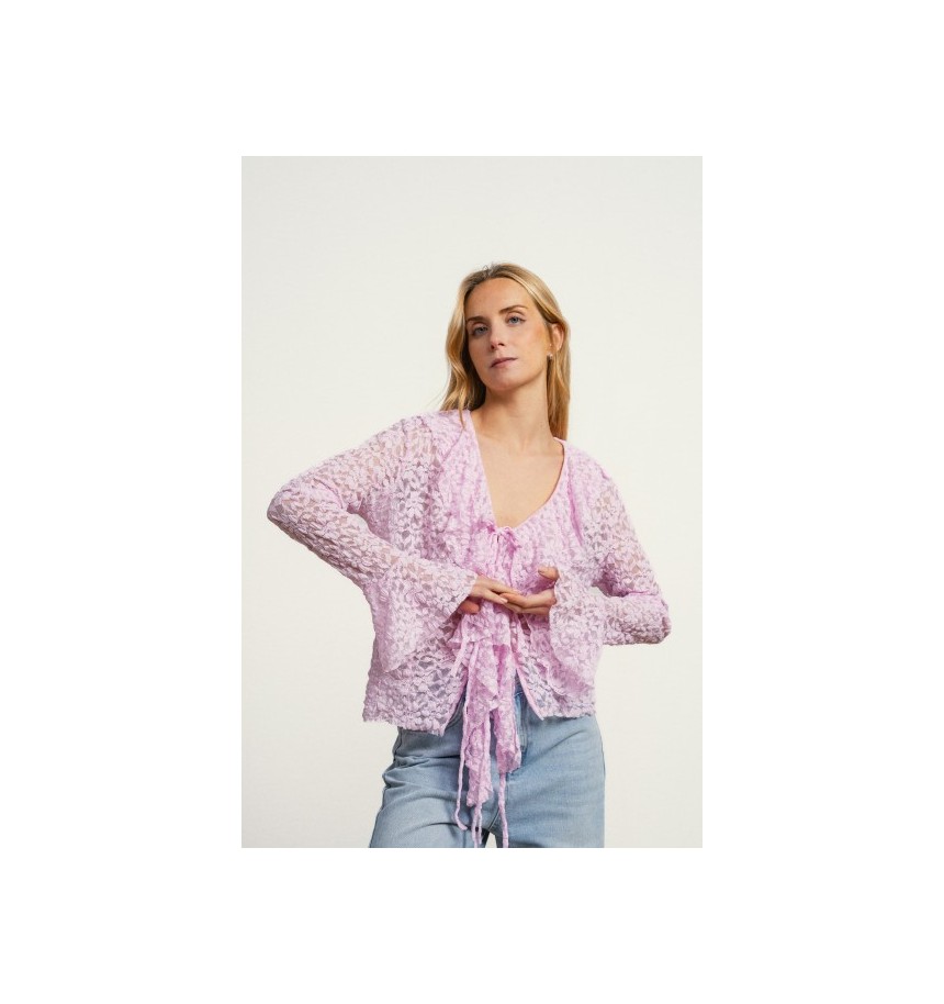 chaqueta rosa encaje